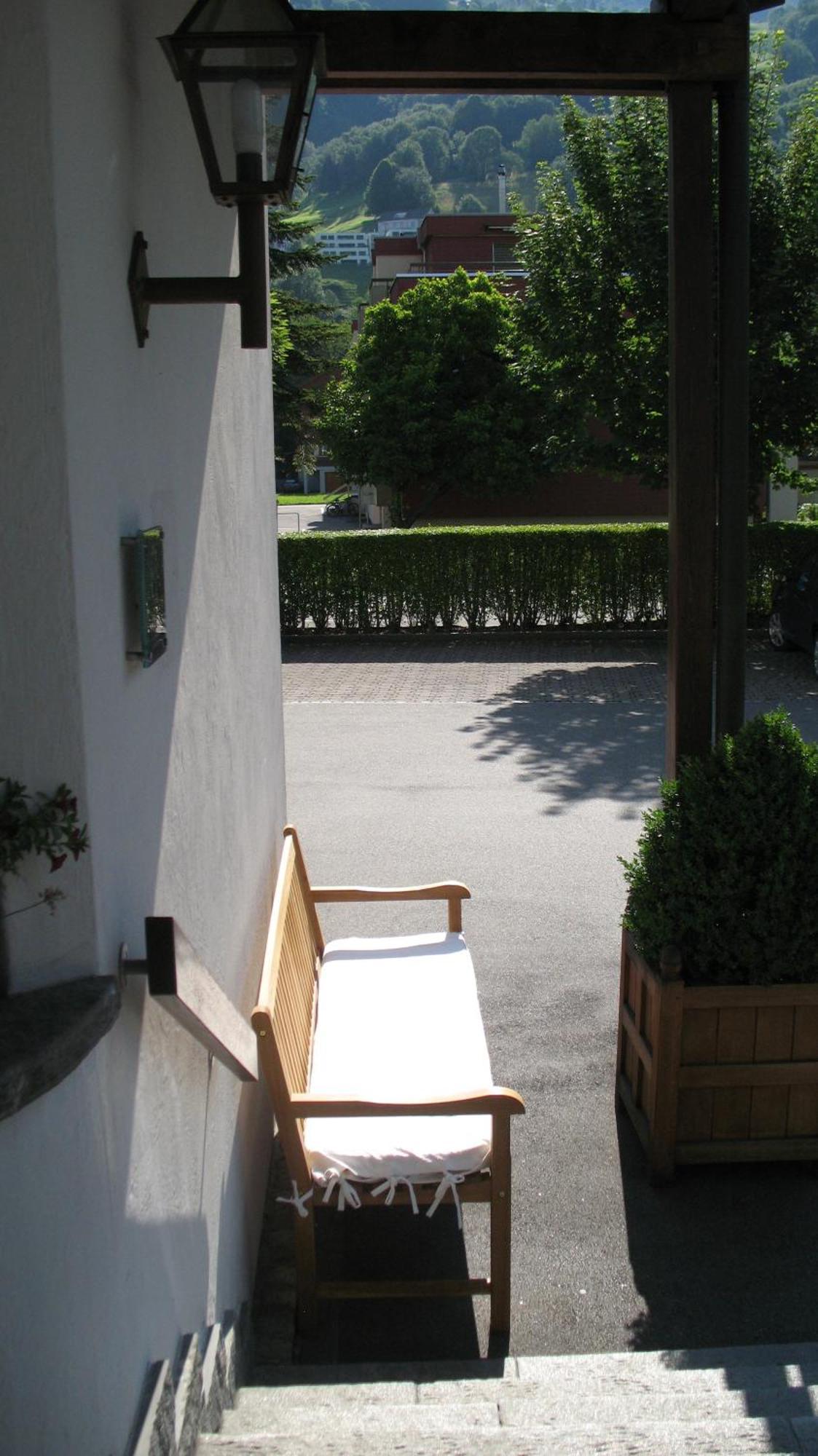 Hotel Schatzmann Triesen Exteriör bild